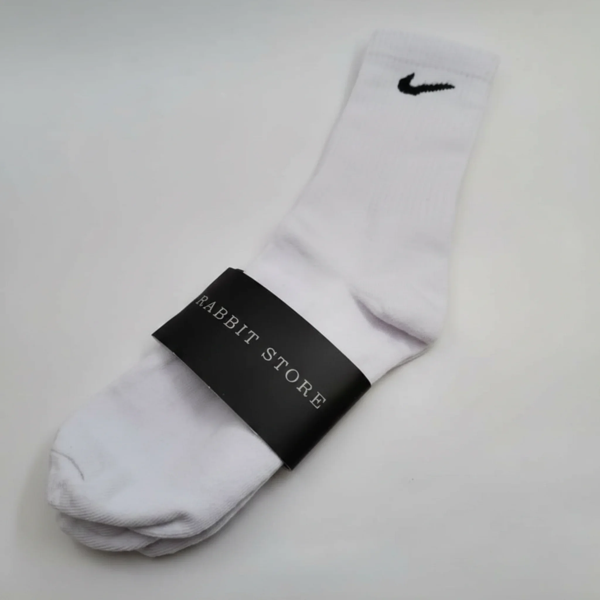 CLASSIC NIKE