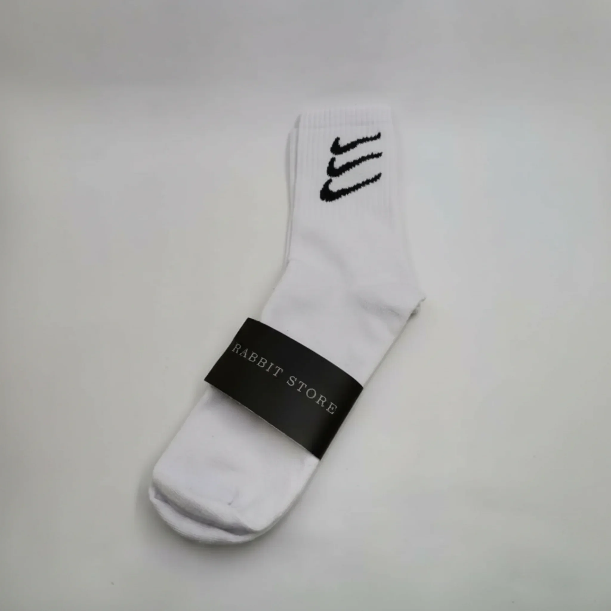 NIKE 3 SIGNS